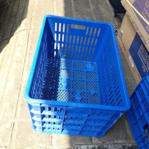 CONTAINER BOX PLASTIK JUMBO RABBIT 7007 | KERANJANG INDUSTRI | UKURAN 68 x 49 x 42 cm | WARNA BIRU, MERAH & KUNING | JUAL HARGA GROSIR KE SELURUH INDONESIA